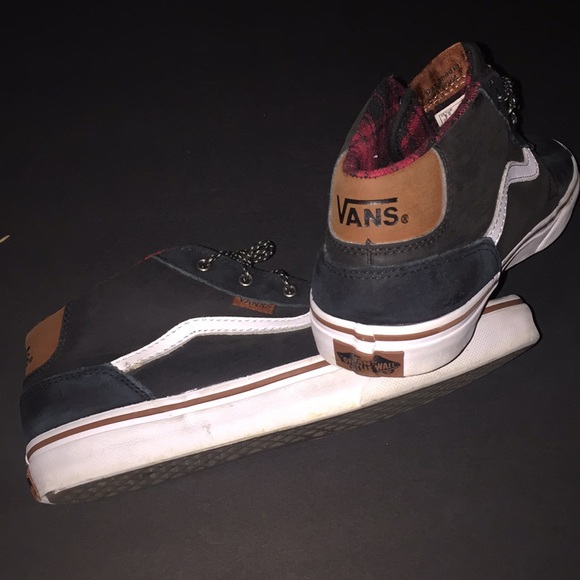 black and white vans size 3